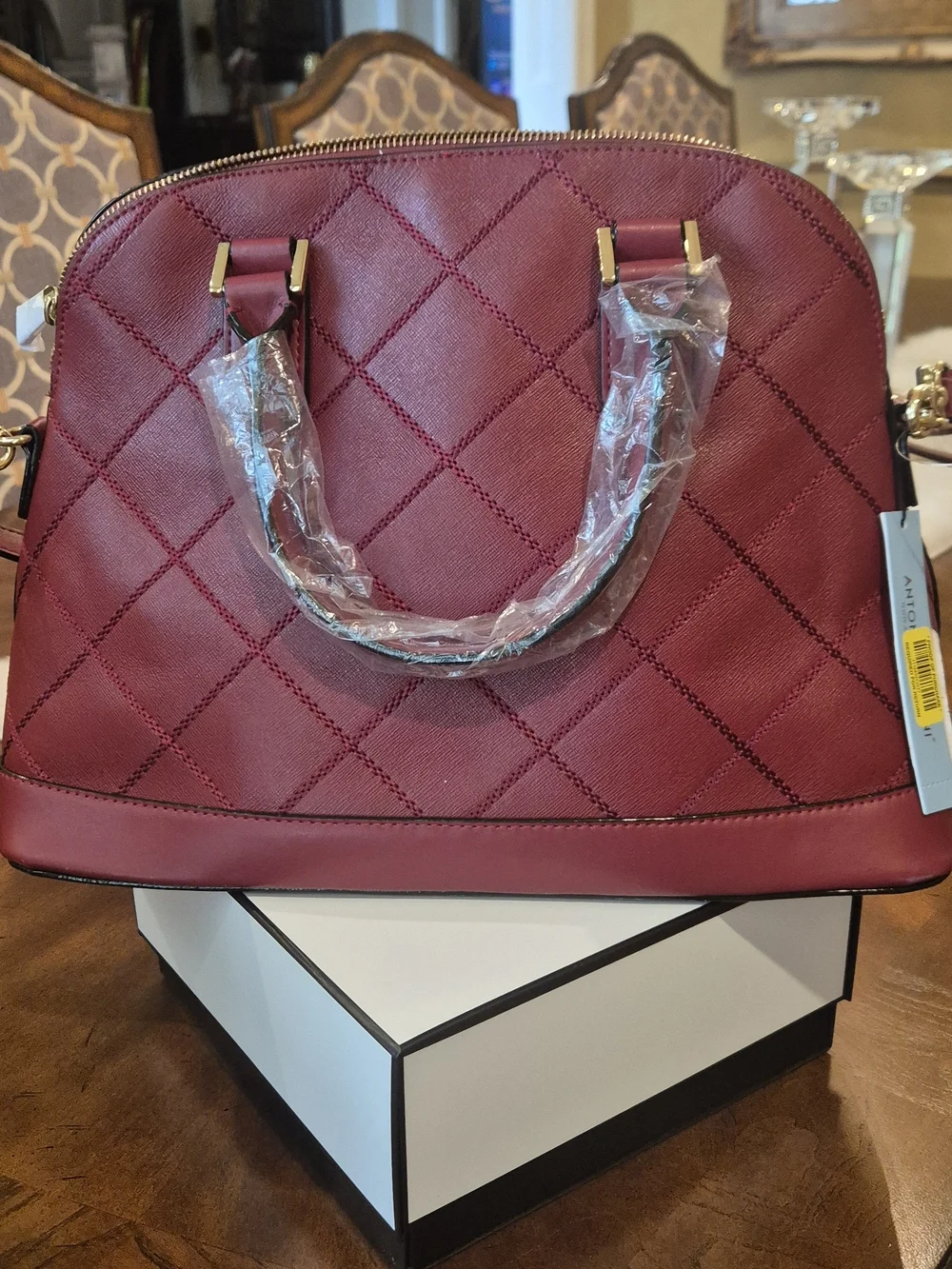 ANTONIO MELANI Quilted Dome Satchel - Burgundy
